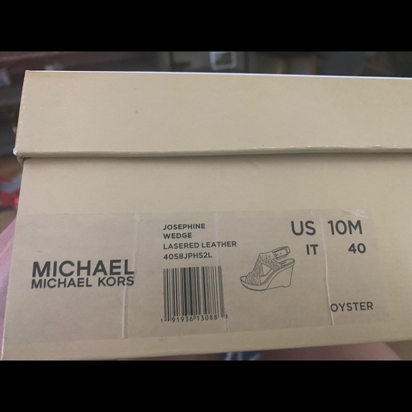 Michael Kors Wedges - Picture 5 of 6